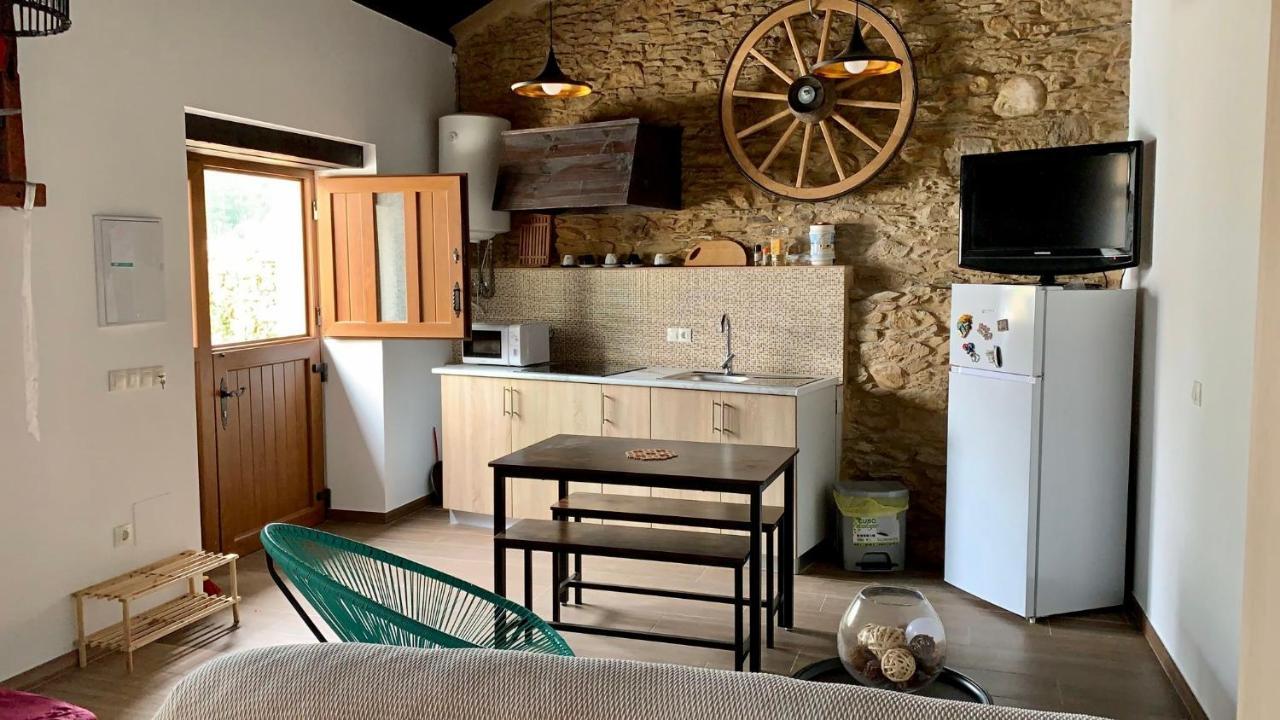 Estudio Pajar Rural Con Bonito Jardin - Los Gayoles Rural Castropol Kültér fotó